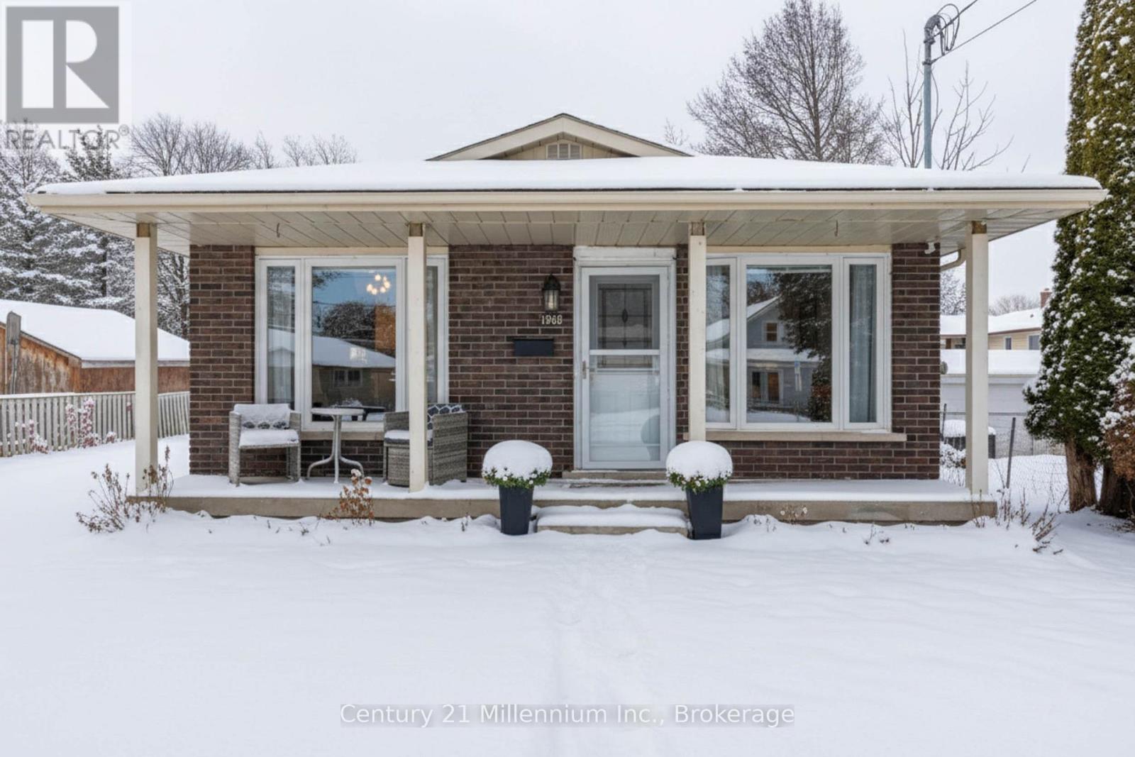 1980 6TH AVENUE E, Owen Sound, Ontario