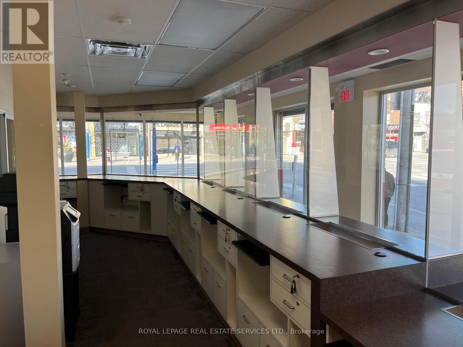 Ground - 851 Danforth Avenue, Toronto, Ontario  M4J 1L2 - Photo 5 - E12613164