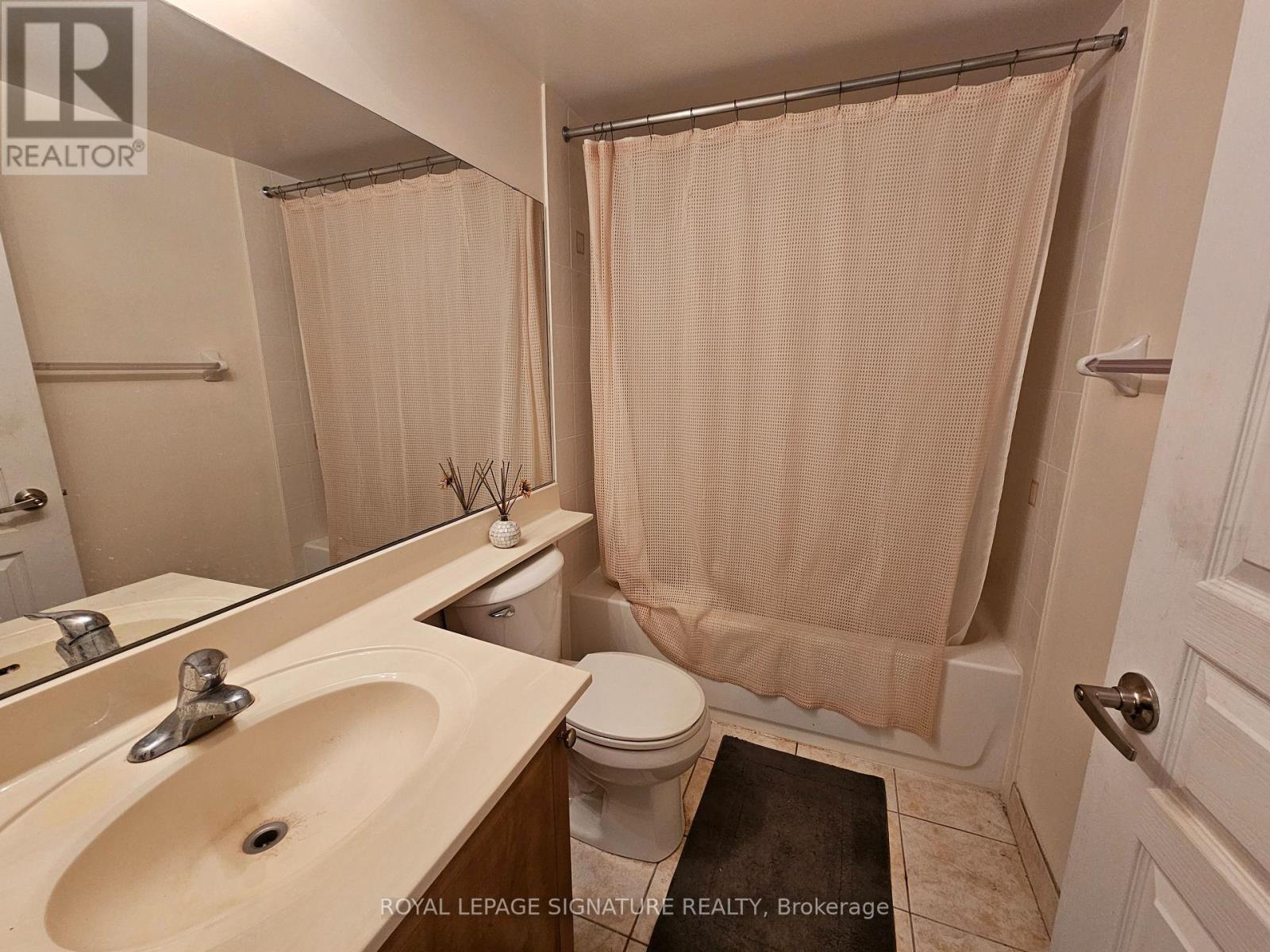 803 - 350 Red Maple Road, Richmond Hill, Ontario  L4C 0T5 - Photo 6 - N12580834