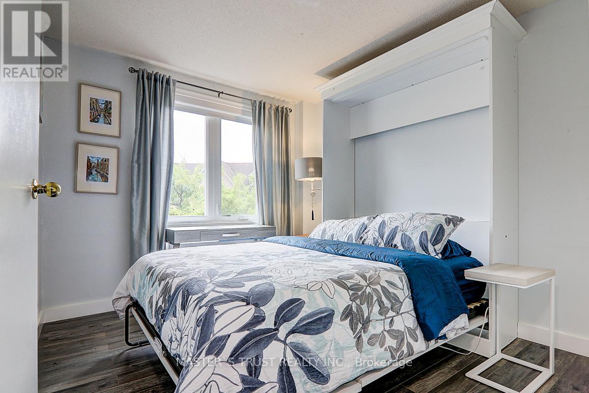 838 - 75 WELDRICK ROAD E, Richmond Hill, Ontario