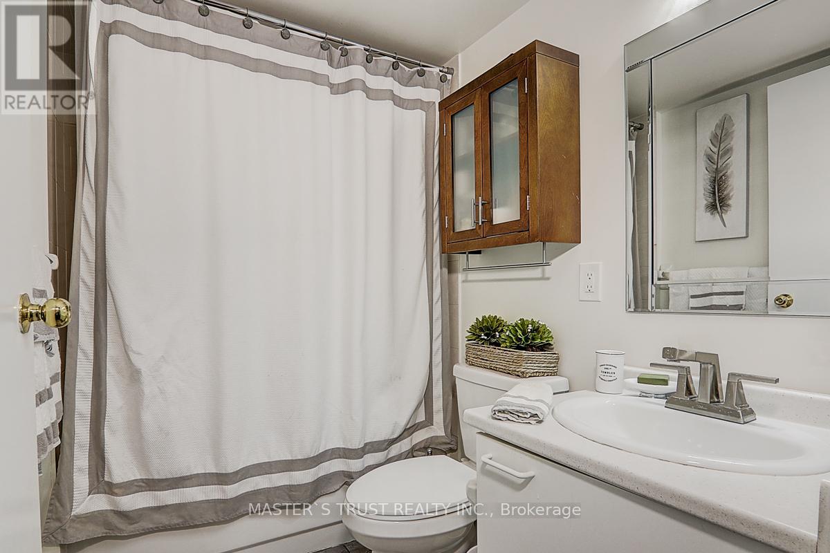 838 - 75 Weldrick Road E, Richmond Hill (Observatory), Ontario  L4C 0H9 - Photo 11 - N12612996