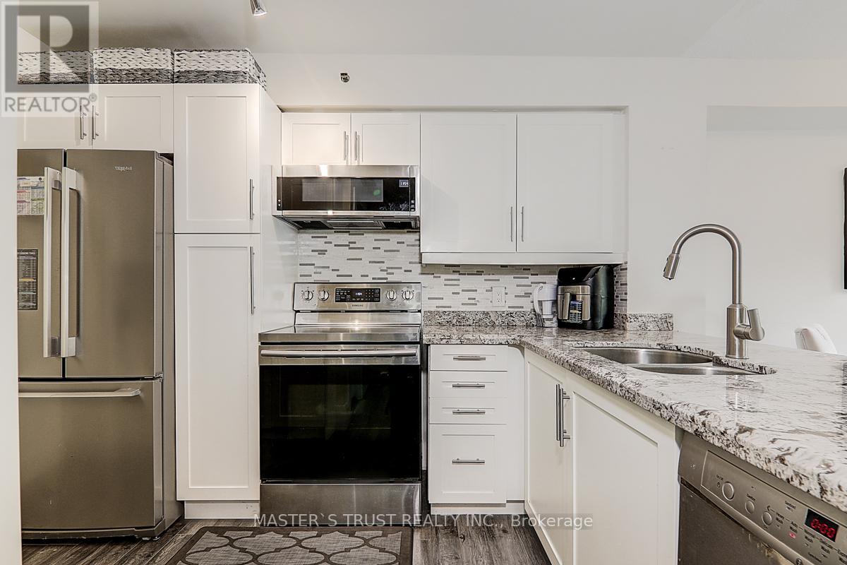 838 - 75 Weldrick Road E, Richmond Hill (Observatory), Ontario  L4C 0H9 - Photo 5 - N12612996