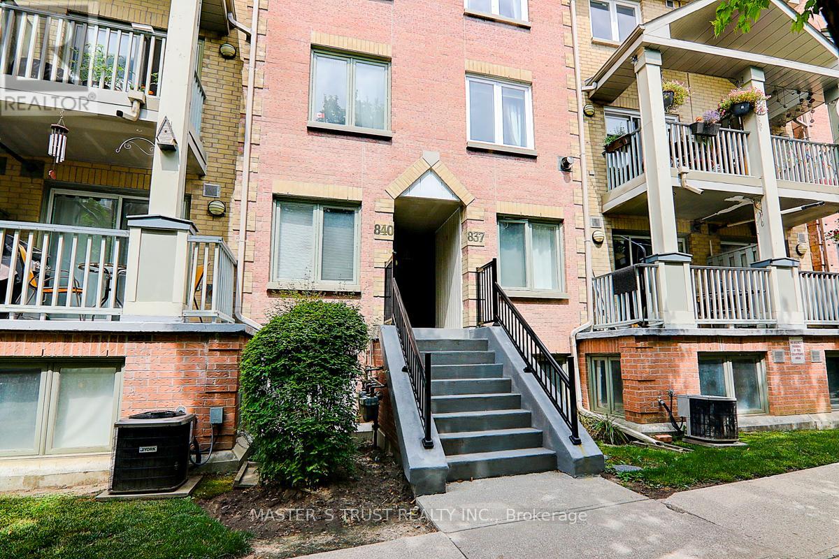 838 - 75 Weldrick Road E, Richmond Hill (Observatory), Ontario  L4C 0H9 - Photo 9 - N12612996