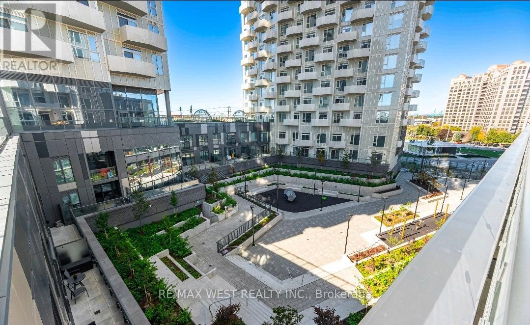 328 - 474 Caldari Road, Vaughan, Ontario  L4K 0R5 - Photo 5 - N12613064