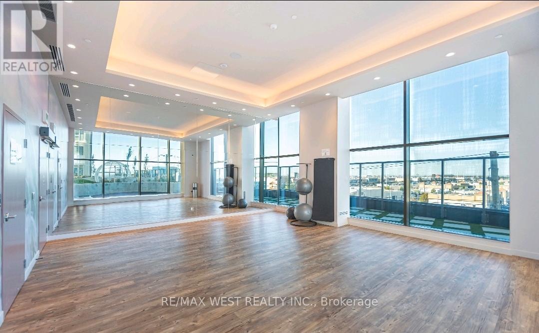 328 - 474 Caldari Road, Vaughan, Ontario  L4K 0R5 - Photo 9 - N12613064