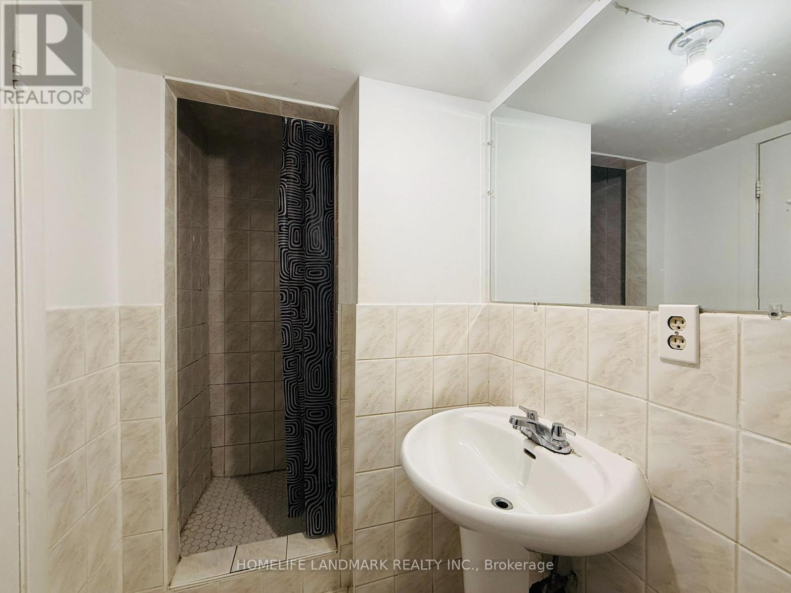 Bsmt - 3 Halder Crescent, Markham, Ontario  L3R 7E8 - Photo 11 - N12613114