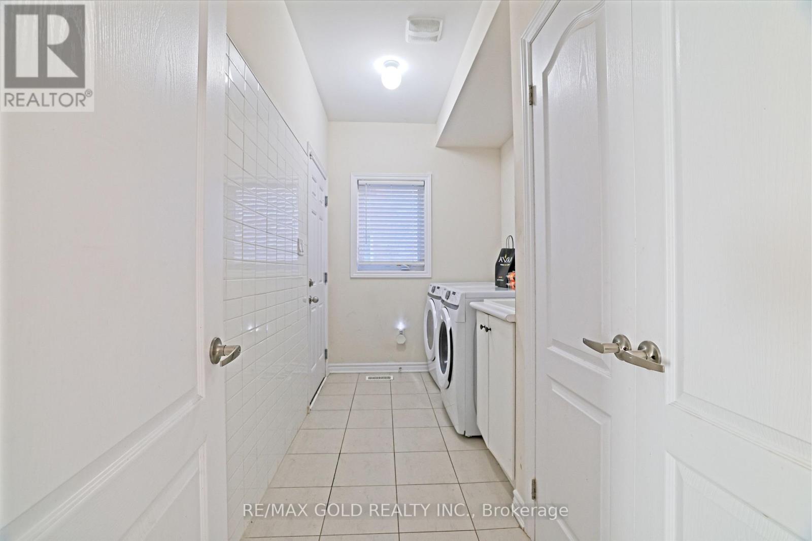 1 Furniss Street, Brock (Beaverton), Ontario  L0K 1A0 - Photo 10 - N12613166