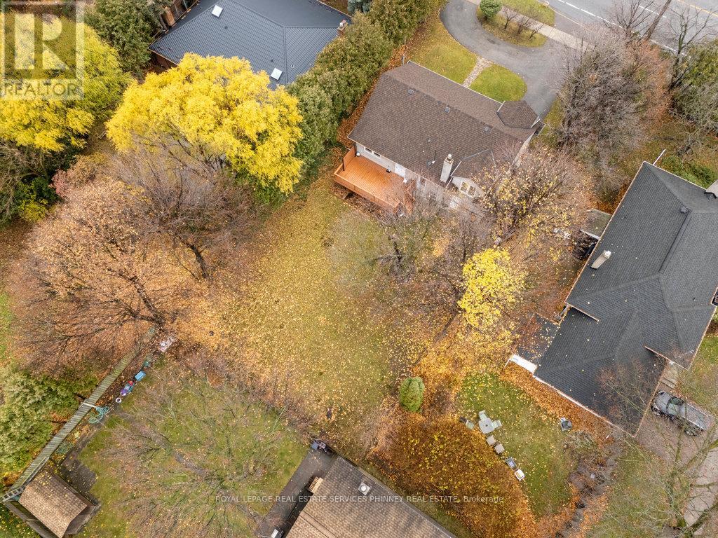 298 Burnhamthorpe Road, Toronto, Ontario  M9B 1Z8 - Photo 26 - W12583280