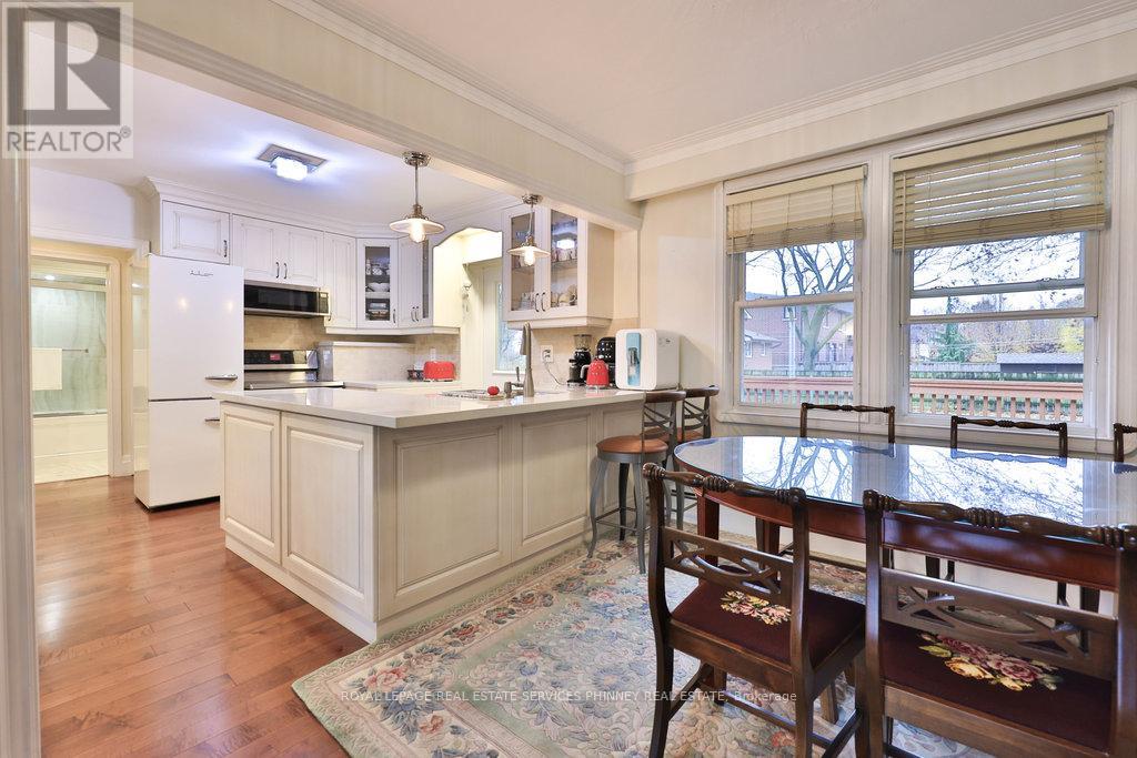 298 Burnhamthorpe Road, Toronto, Ontario  M9B 1Z8 - Photo 11 - W12583280