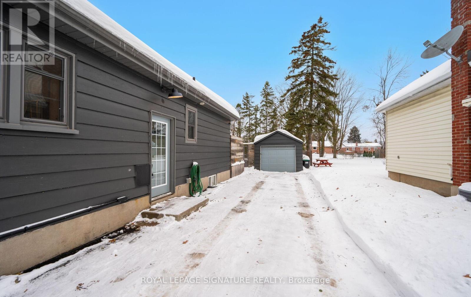 122 Queen Street, Barrie (Codrington), Ontario  L4M 1Z5 - Photo 44 - S12613008