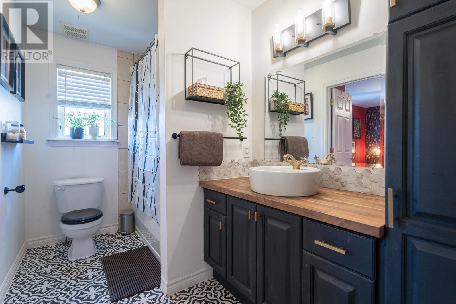 25 Lochiel Circle, Dartmouth, Nova Scotia  B2W 6H1 - Photo 15 - 202527671