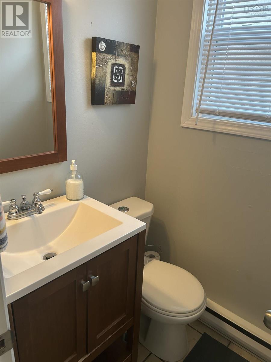 52 Regal Road, Dartmouth, Nova Scotia  B2W 4H6 - Photo 17 - 202528928