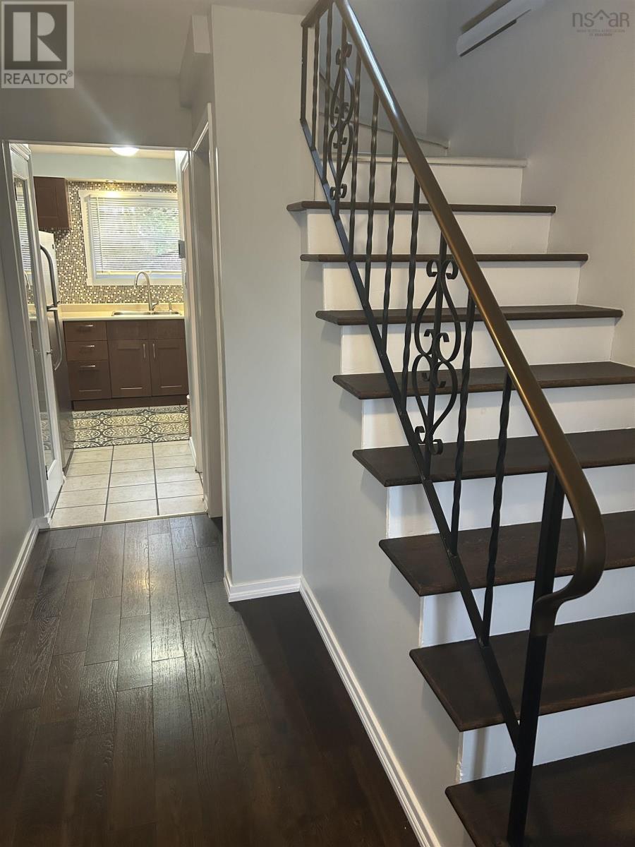 52 Regal Road, Dartmouth, Nova Scotia  B2W 4H6 - Photo 6 - 202528928