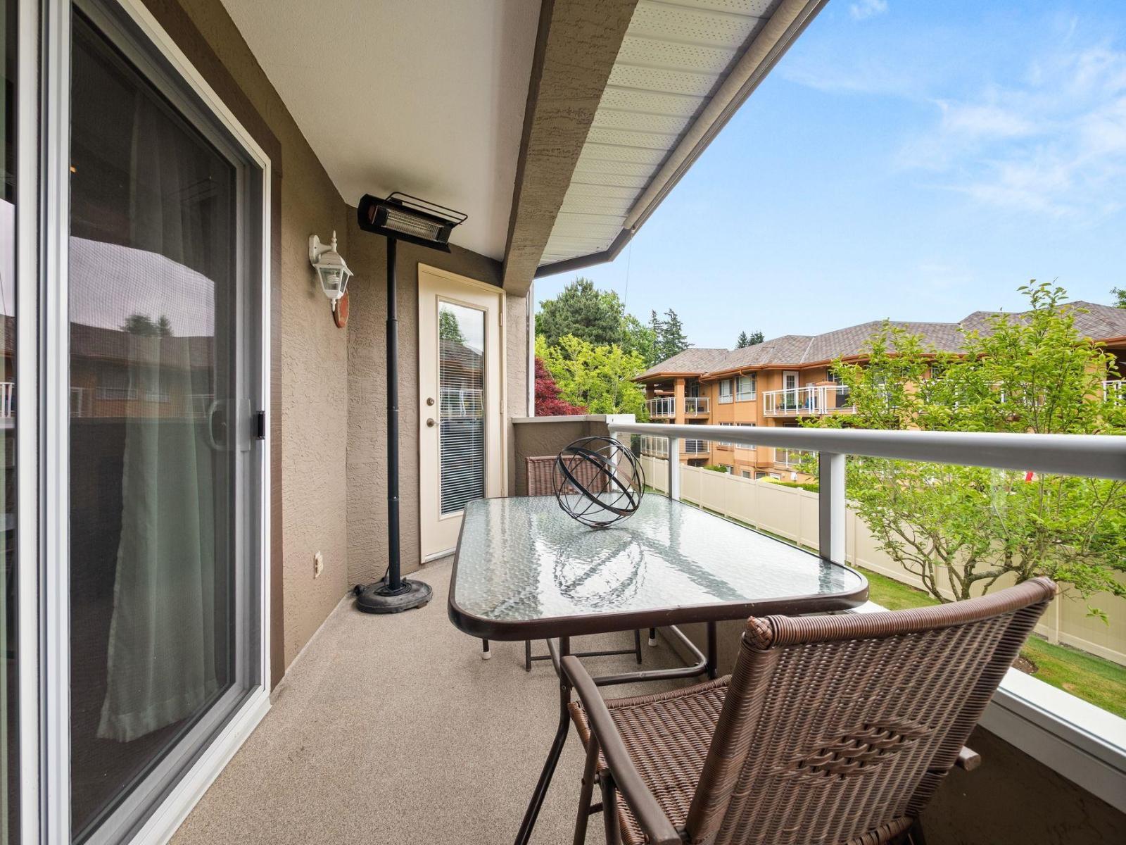 206 2239 152 Street, Surrey, British Columbia  V4A 4P1 - Photo 2 - R3027709