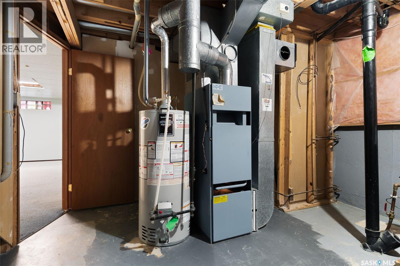 1190 Ferguson Crescent, Regina, Saskatchewan  S4N 6V6 - Photo 25 - SK025412