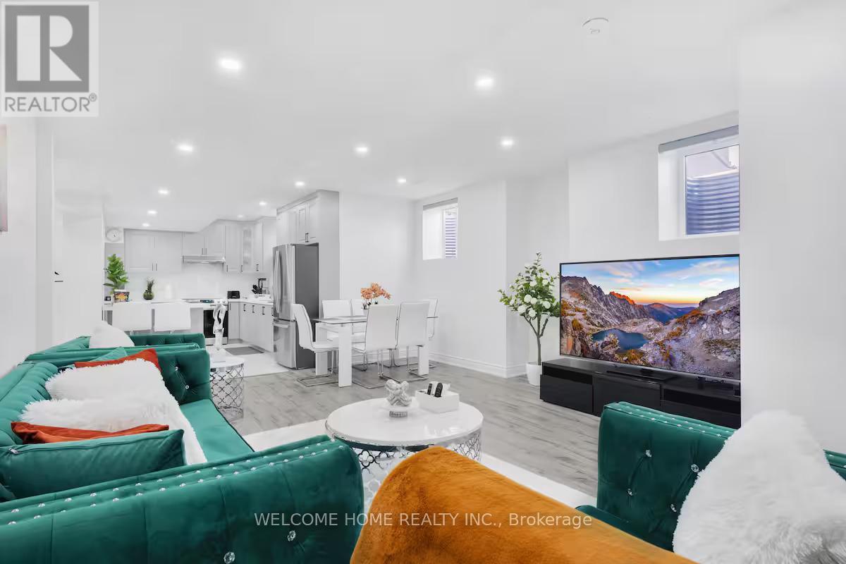 Basement - 7 Leo Austin Road, Brampton (Toronto Gore Rural Estate), Ontario  L6P 4C1 - Photo 2 - W12613028