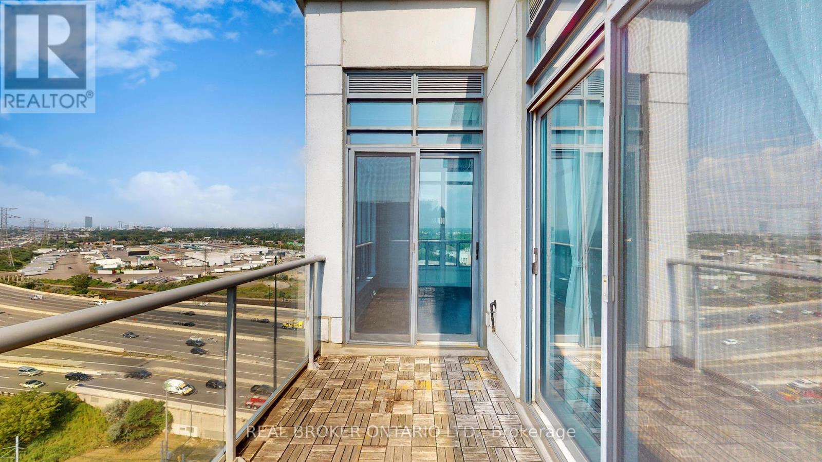 Ph7 - 2087 Lake Shore Boulevard W, Toronto, Ontario M8V 4G3 - Photo 35 - W12613044