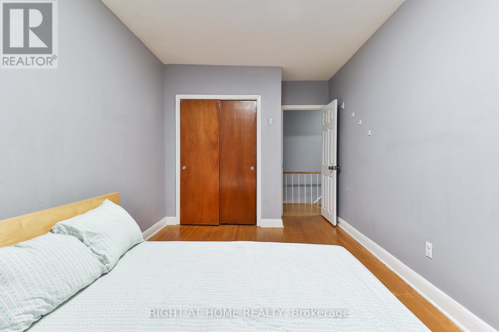 17 Rambler Place, Toronto, Ontario  M3L 1N6 - Photo 32 - W12613046