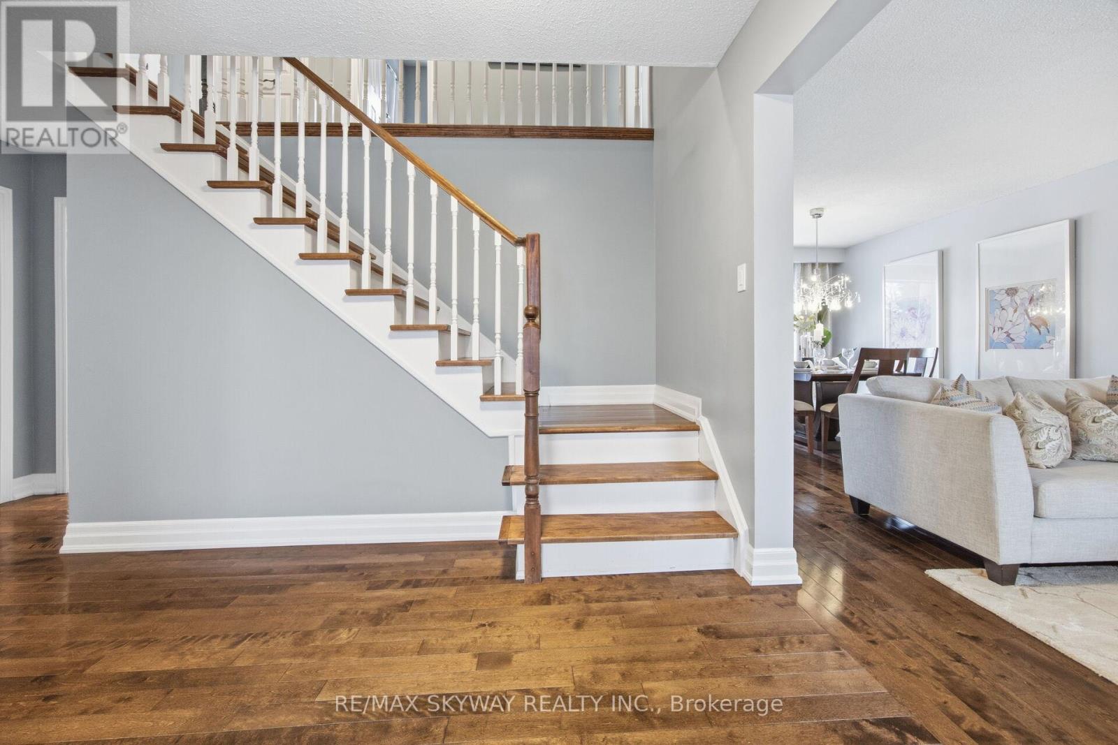 13 Mackay Street N, Brampton, Ontario  L6S 2Z9 - Photo 17 - W12613062