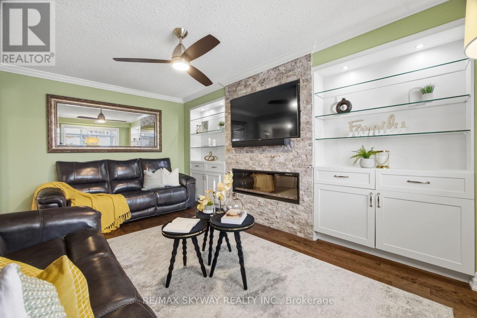 13 Mackay Street N, Brampton, Ontario  L6S 2Z9 - Photo 19 - W12613062