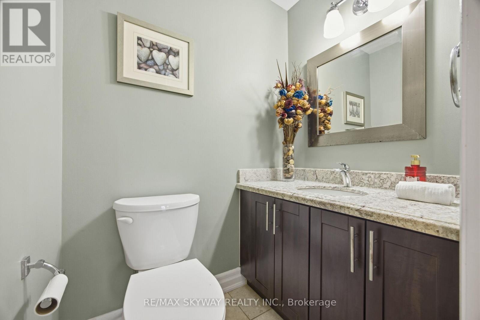 13 Mackay Street N, Brampton, Ontario  L6S 2Z9 - Photo 20 - W12613062