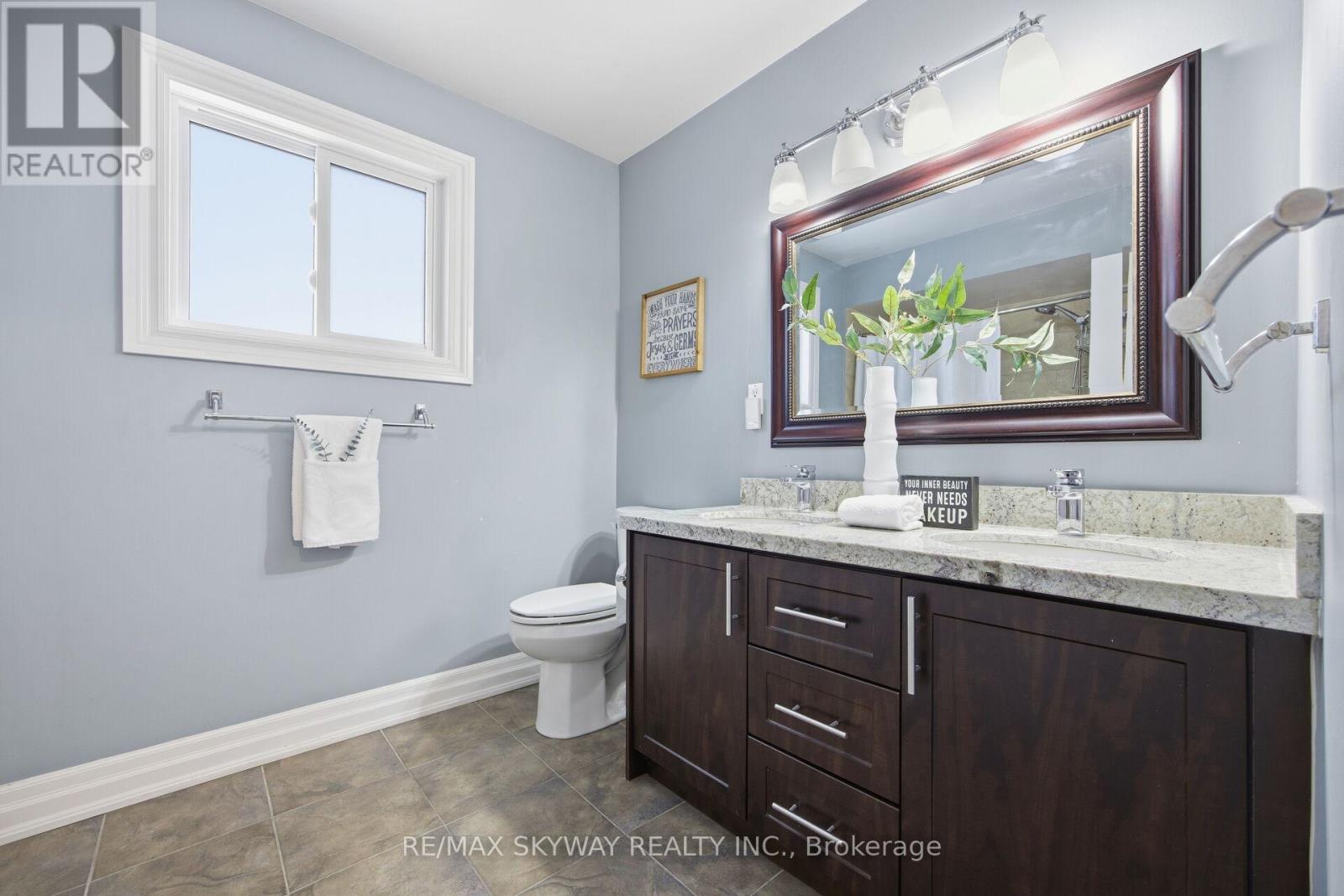 13 Mackay Street N, Brampton, Ontario  L6S 2Z9 - Photo 35 - W12613062