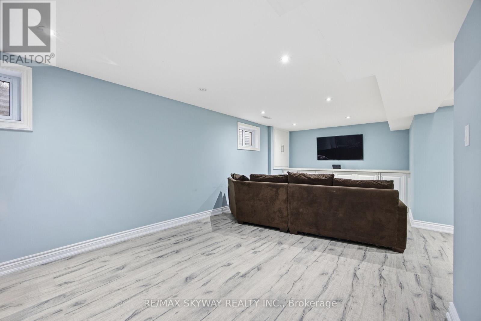 13 Mackay Street N, Brampton, Ontario  L6S 2Z9 - Photo 43 - W12613062