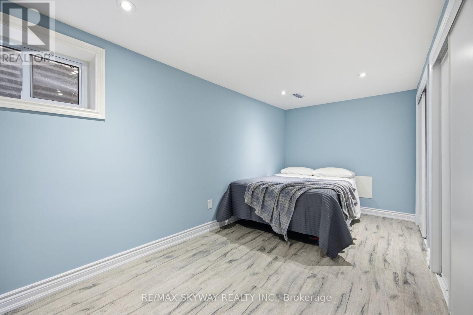 13 Mackay Street N, Brampton, Ontario  L6S 2Z9 - Photo 44 - W12613062