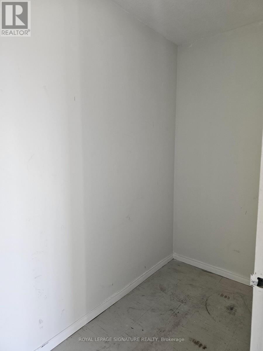 507 - 155 Hillcrest Avenue, Mississauga, Ontario  L5B 3Z2 - Photo 23 - W12613154