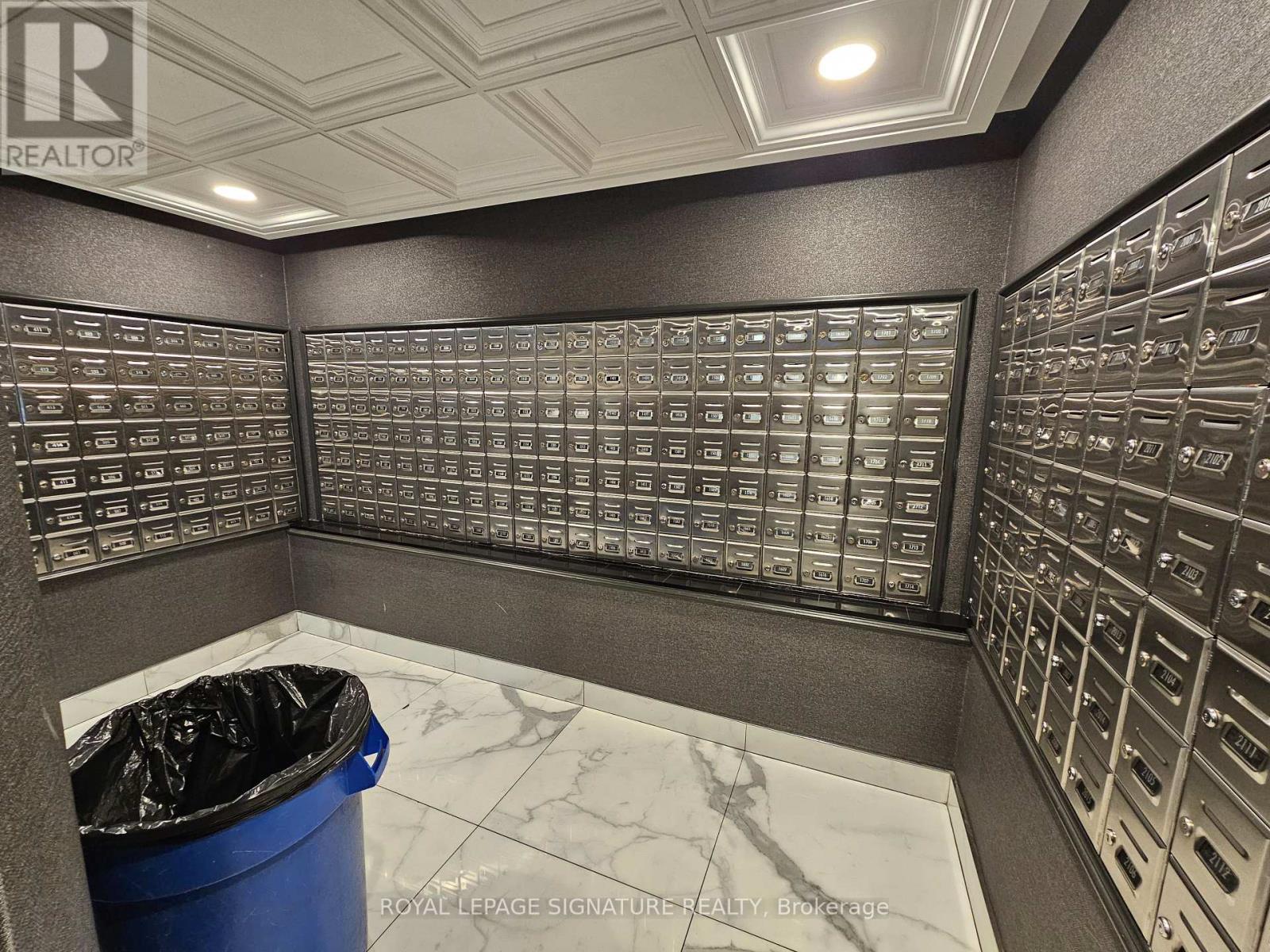 507 - 155 Hillcrest Avenue, Mississauga, Ontario  L5B 3Z2 - Photo 7 - W12613154