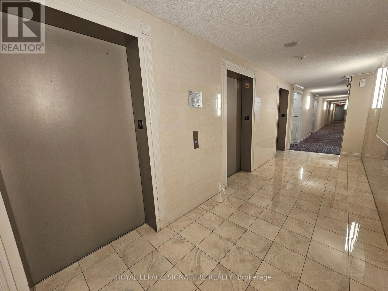 507 - 155 Hillcrest Avenue, Mississauga, Ontario  L5B 3Z2 - Photo 8 - W12613154