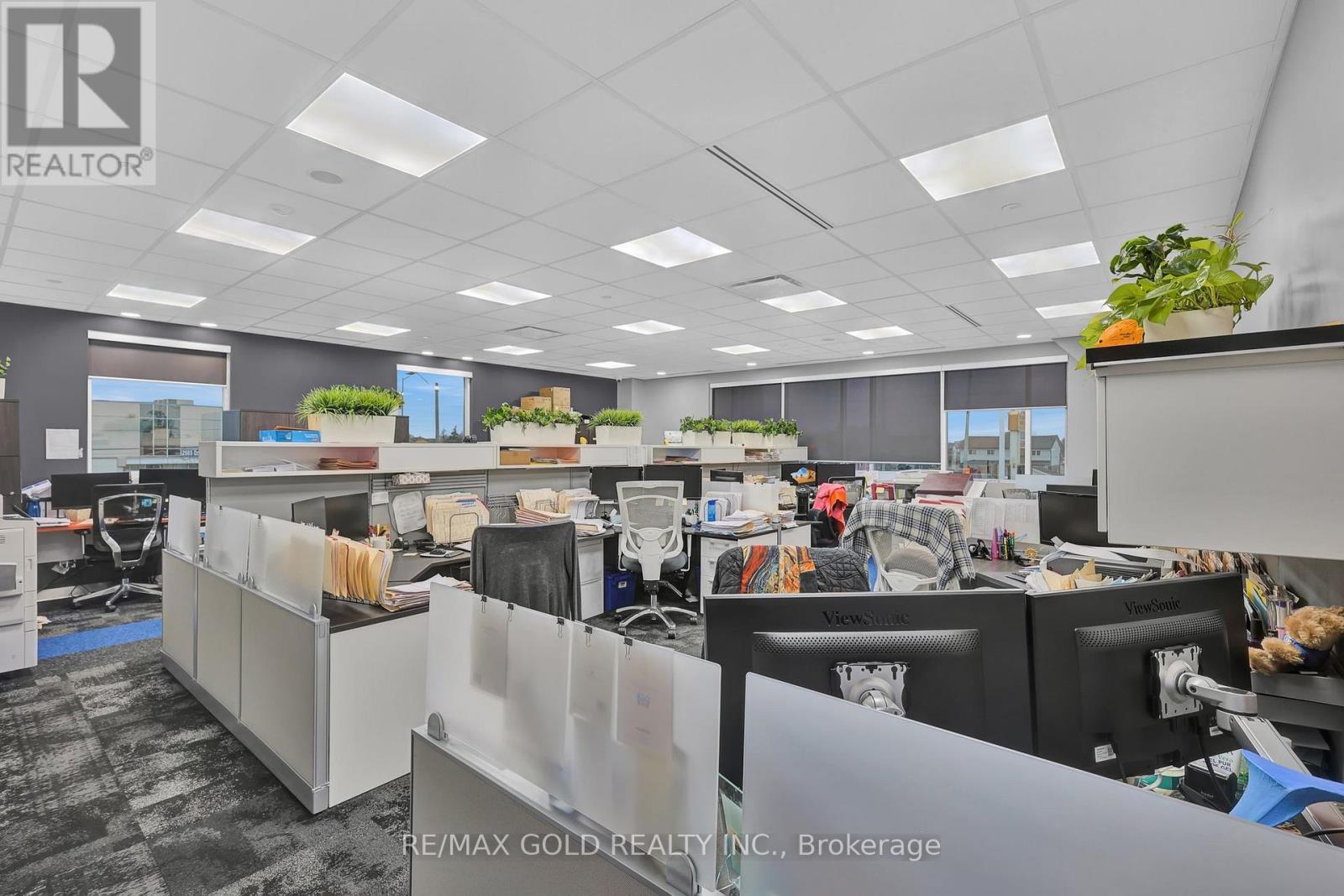 216-220 - 2980 Drew Road, Mississauga, Ontario  L4T 0A7 - Photo 9 - W12613172