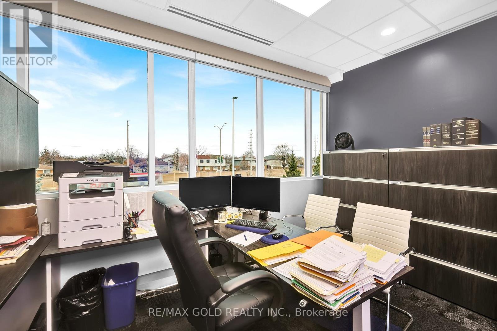 218 - 2980 Drew Road, Mississauga, Ontario  L4T 0A7 - Photo 4 - W12613178