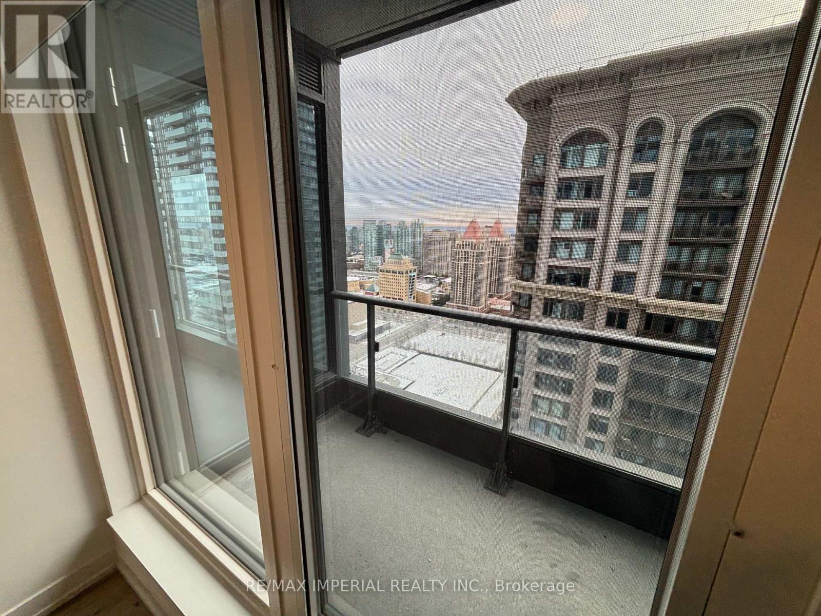 3306 - 395 Square One Drive, Mississauga, Ontario  L5B 0P6 - Photo 19 - W12613194