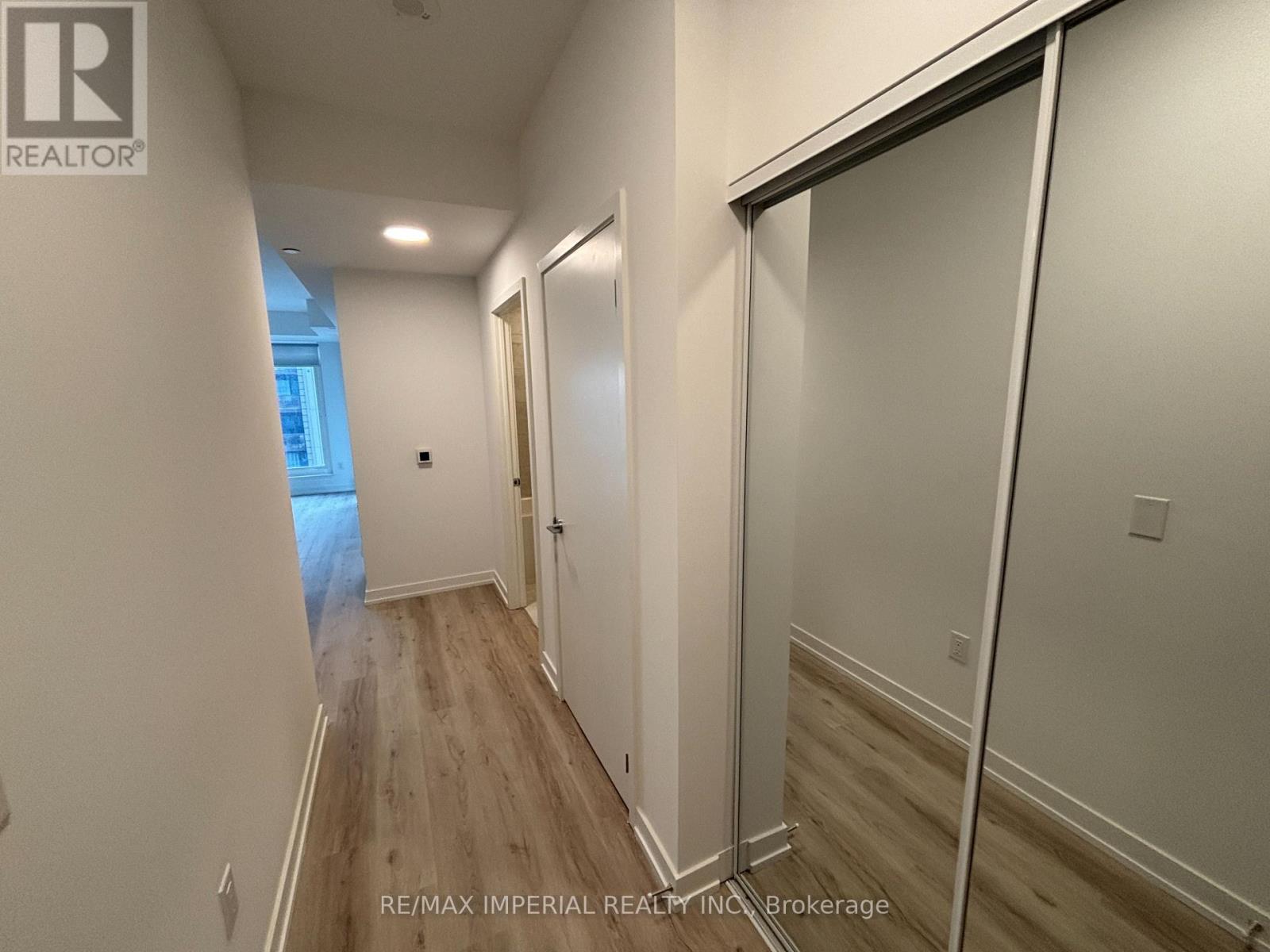 3306 - 395 Square One Drive, Mississauga, Ontario  L5B 0P6 - Photo 5 - W12613194