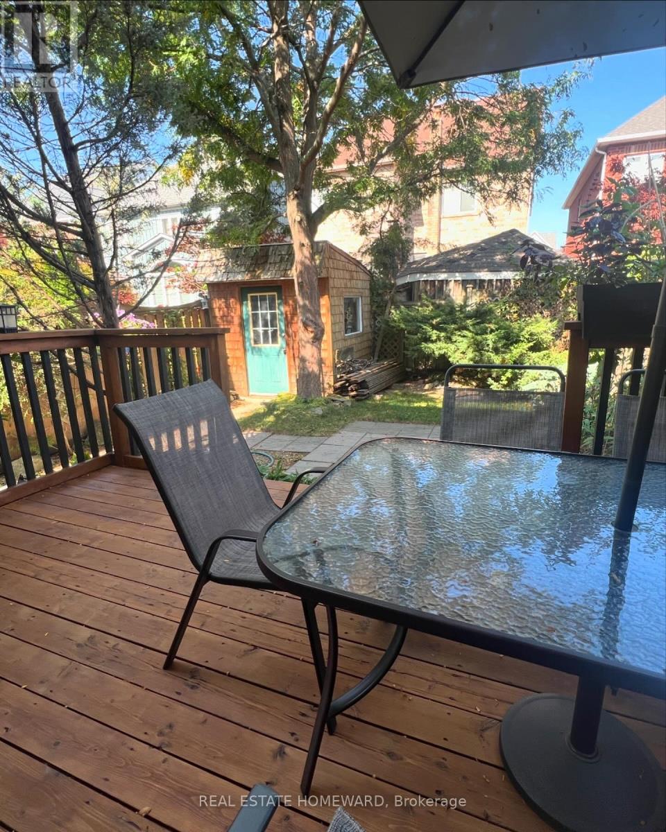 1129 Hickory Hollow Glen, Mississauga, Ontario  L5W 1J4 - Photo 9 - W12613196