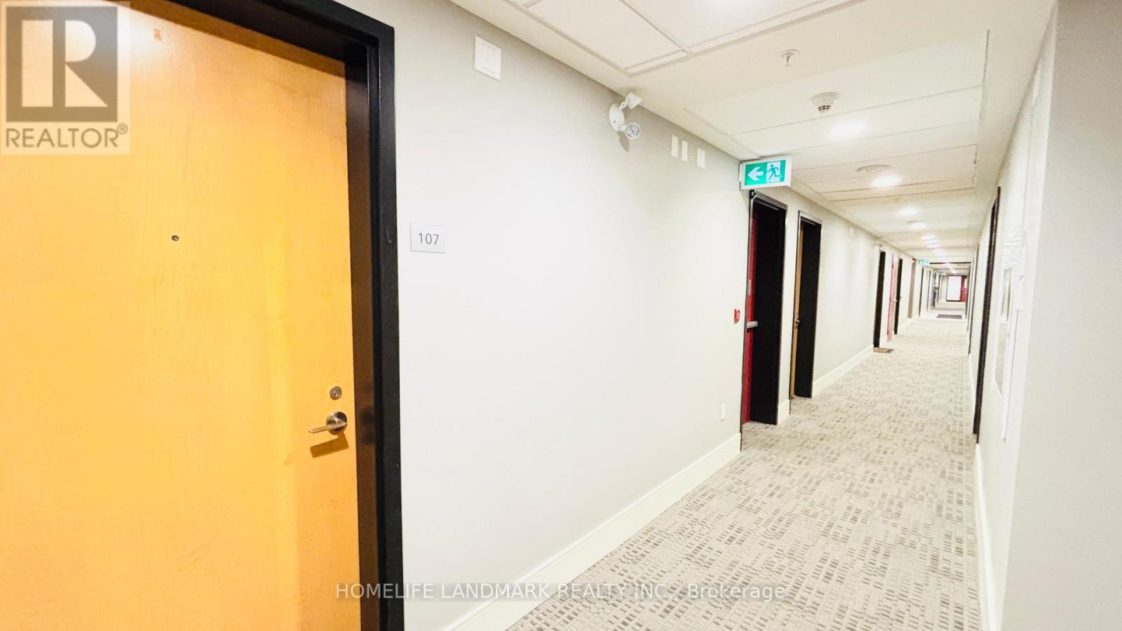 107 - 155 St Leger Street, Kitchener, Ontario  N2H 0B9 - Photo 3 - X12613018