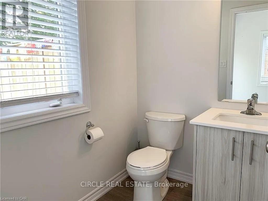 20 - 124 Compass Trail, Cambridge, Ontario  N3E 0E3 - Photo 11 - X12613110