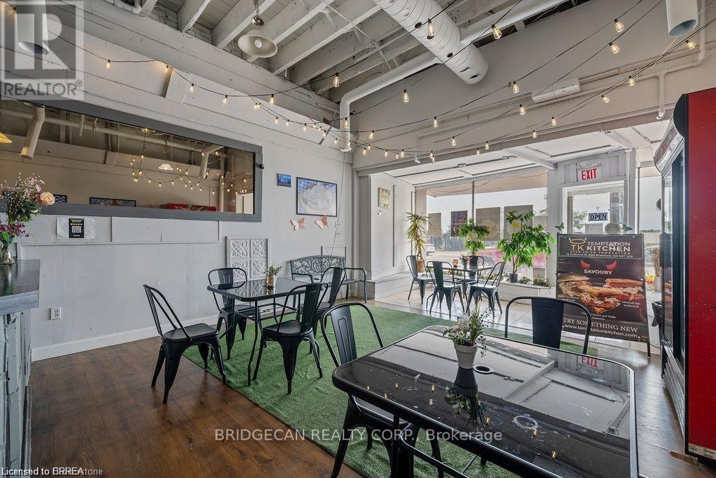 70 Colborne Street, Brantford, Ontario  N3T 2G5 - Photo 13 - X12613188