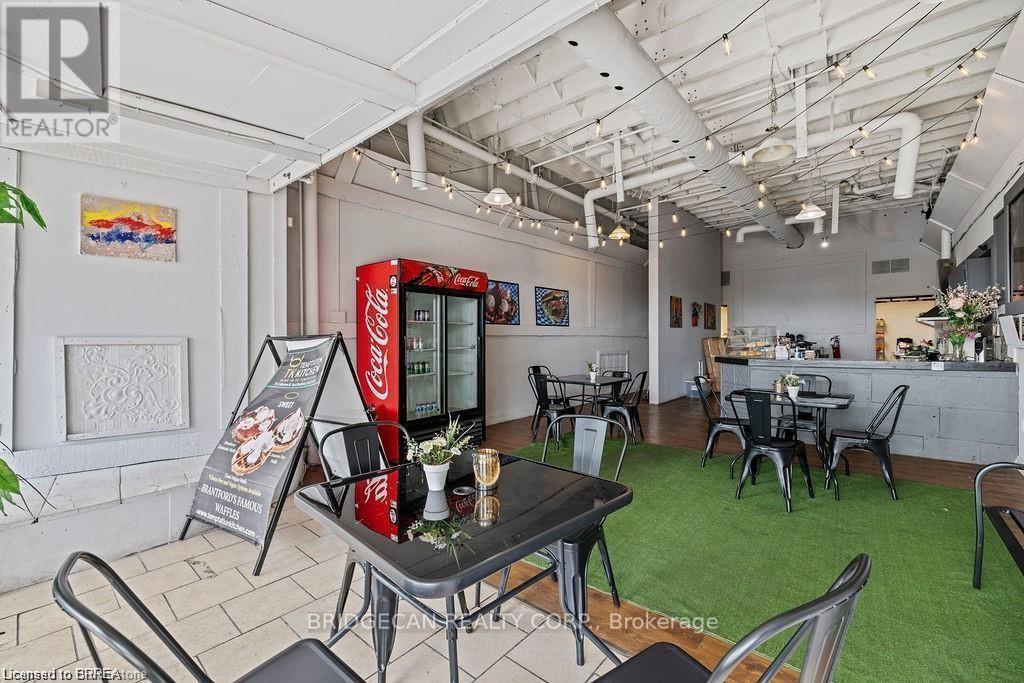 70 Colborne Street, Brantford, Ontario  N3T 2G5 - Photo 14 - X12613188