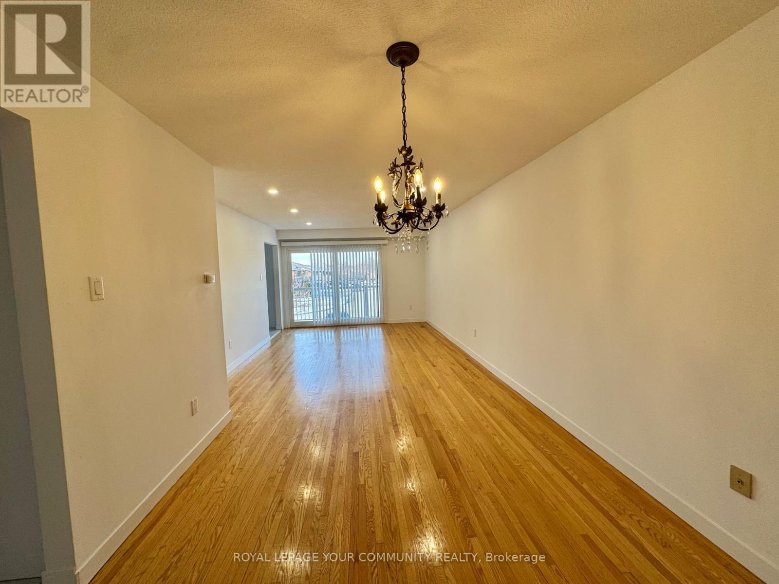 165 Aberdeen Avenue, Vaughan, Ontario  L4L 1C3 - Photo 3 - N12613184