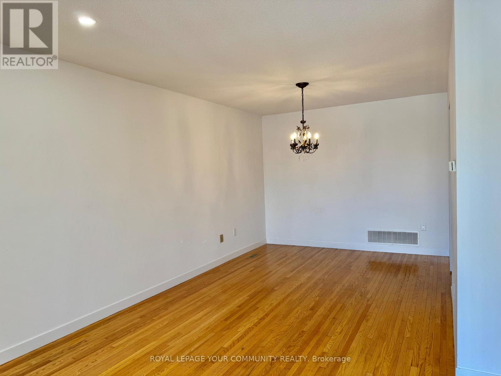 165 Aberdeen Avenue, Vaughan, Ontario  L4L 1C3 - Photo 6 - N12613184