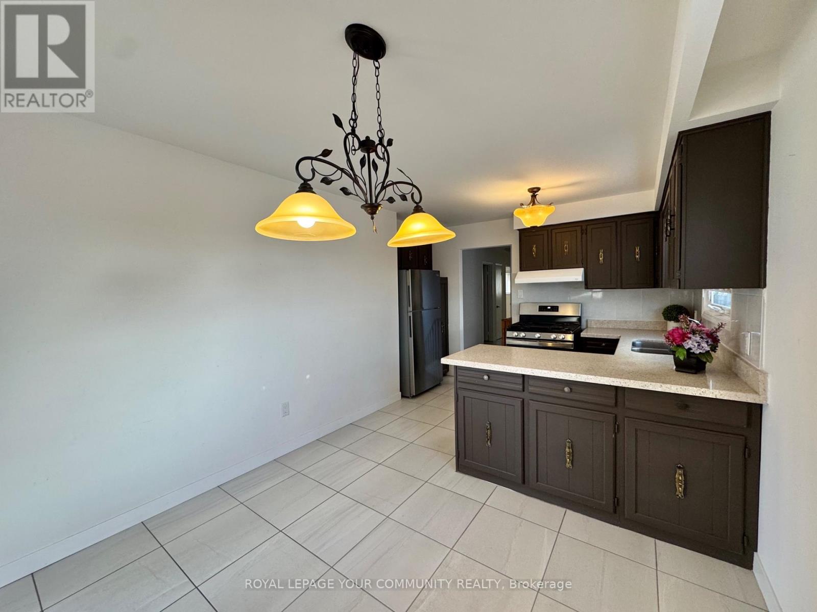 165 Aberdeen Avenue, Vaughan, Ontario  L4L 1C3 - Photo 9 - N12613184