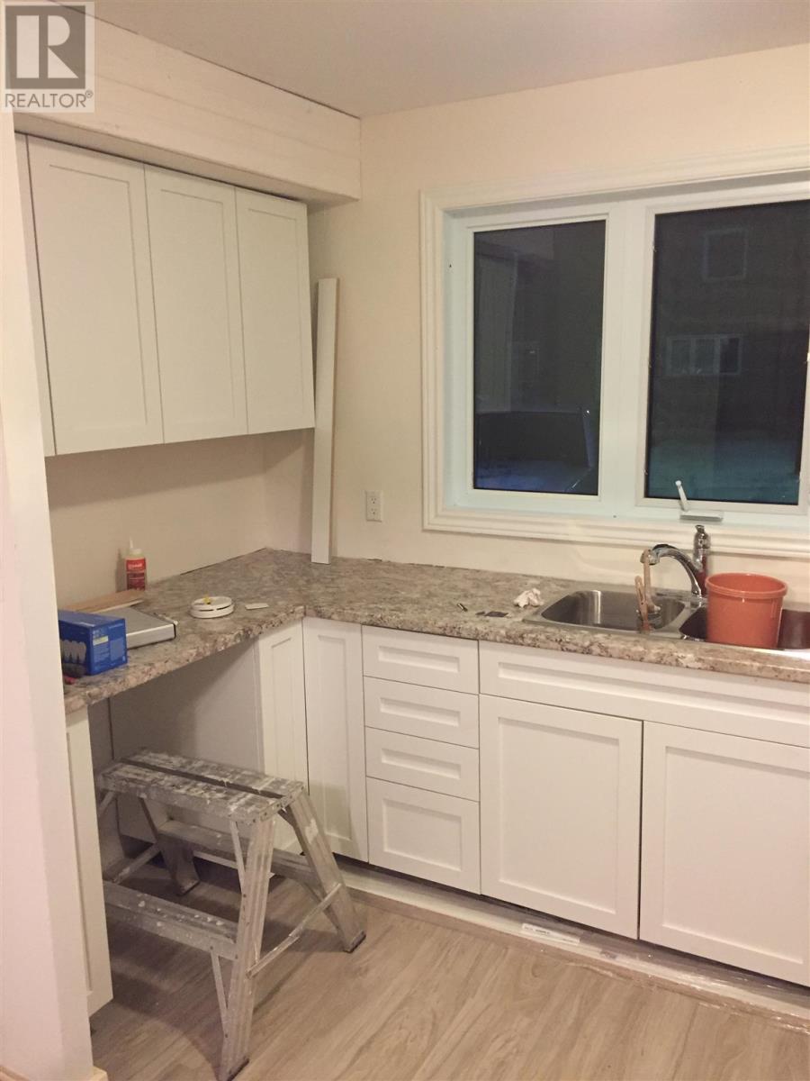 11 Frame Cres, Elliot Lake, Ontario  P5A 2S4 - Photo 5 - SM253220