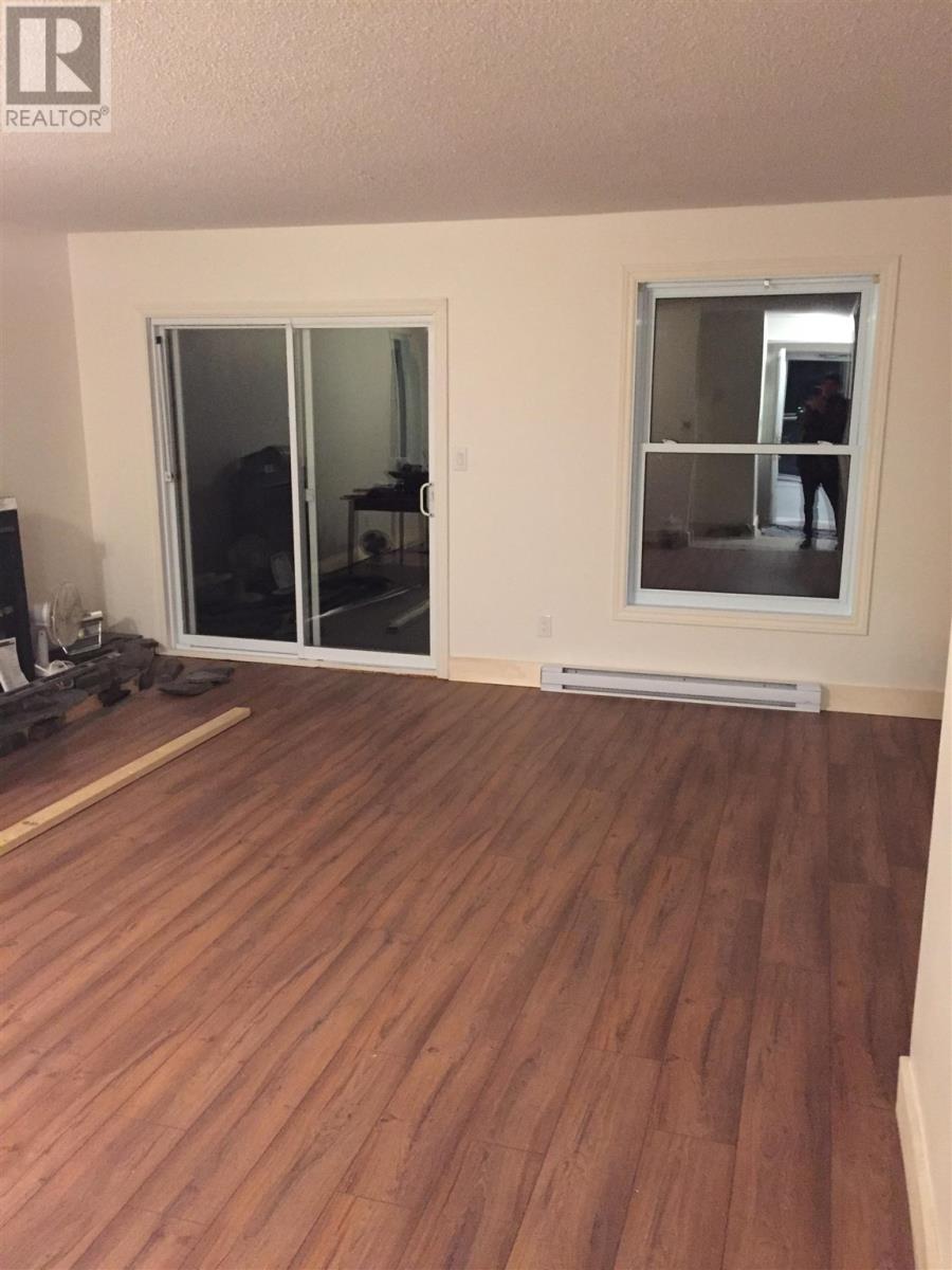 11 Frame Cres, Elliot Lake, Ontario  P5A 2S4 - Photo 7 - SM253220