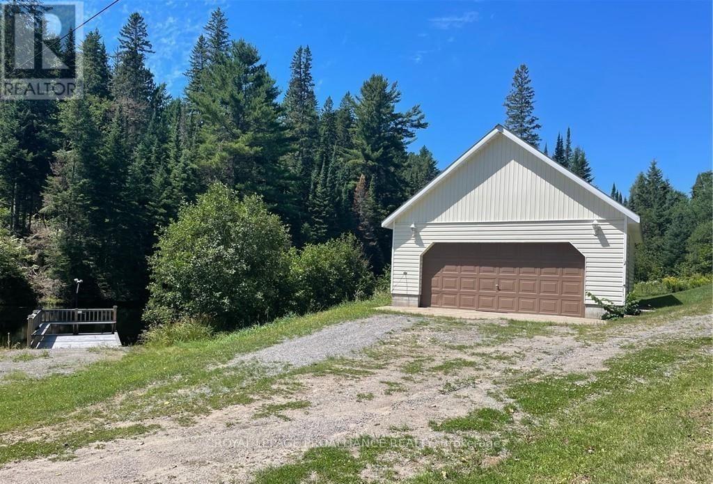 169 Burlanyett Road, Hastings Highlands, Ontario  K0L 2R0 - Photo 10 - X12613224