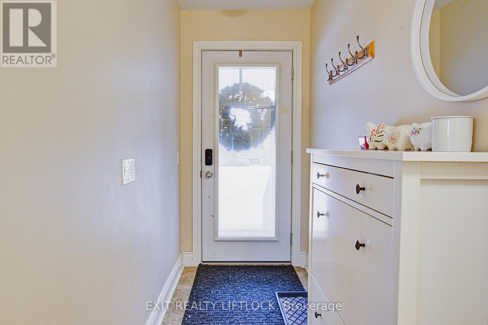 (Upper) - 3 Reid Street, Selwyn, Ontario  K0L 2H0 - Photo 3 - X12613248