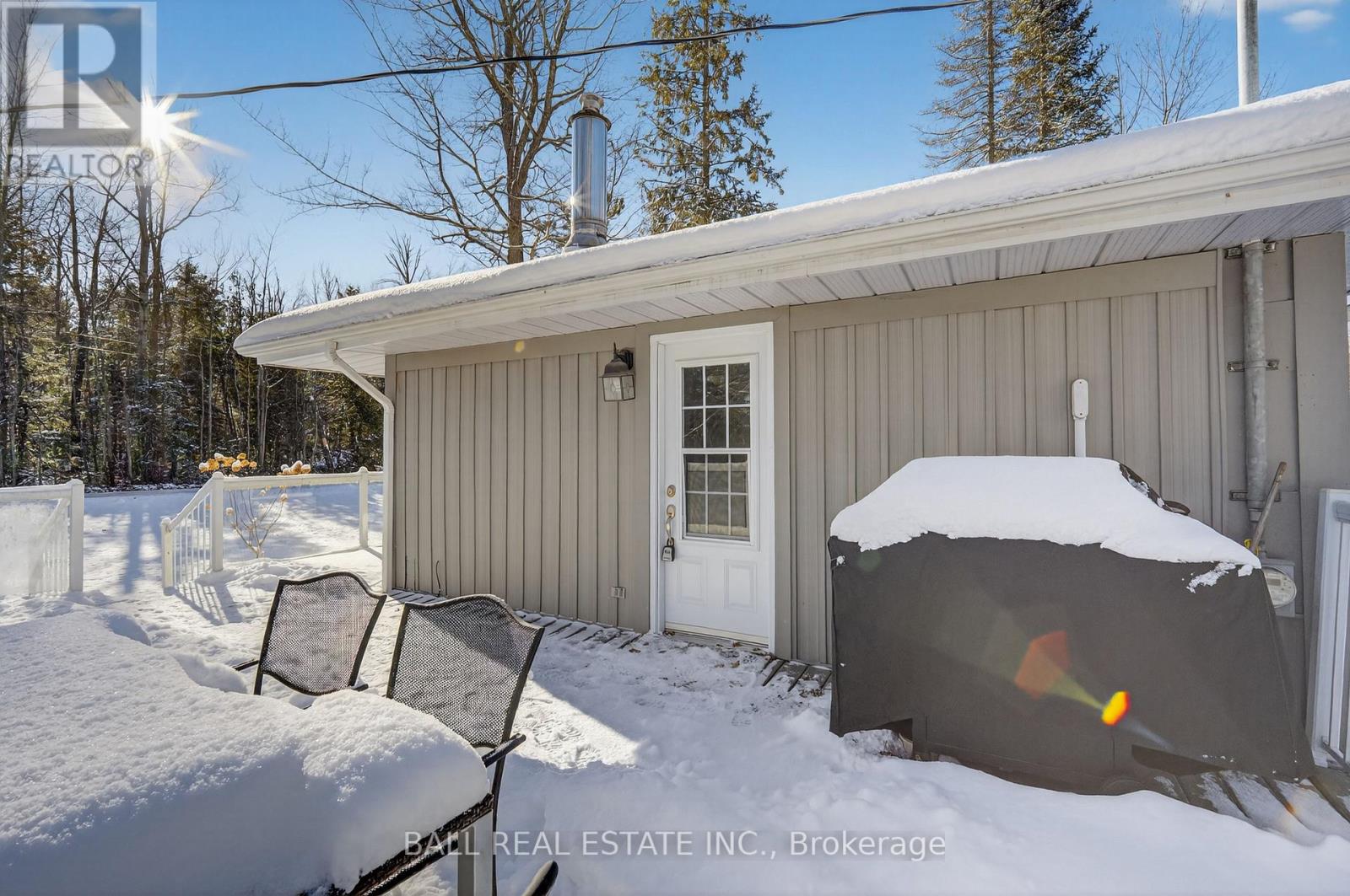 25 Bayview Estate Road, Kawartha Lakes (Fenelon Falls), Ontario  K0M 1N0 - Photo 24 - X12613254