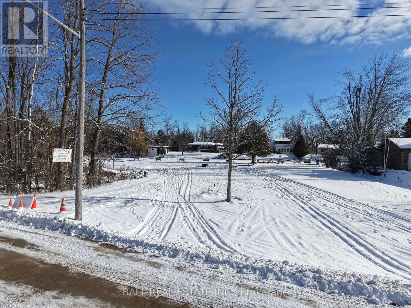 25 Bayview Estate Road, Kawartha Lakes (Fenelon Falls), Ontario  K0M 1N0 - Photo 32 - X12613254