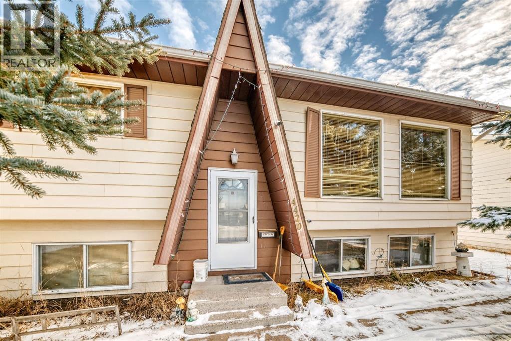 4420 57 Avenue, Innisfail, Alberta  T4G 1K9 - Photo 1 - A2272818